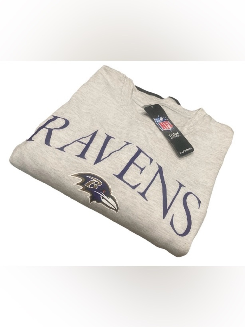 NFL Baltimore Ravens Woman’s 2XL Light Gray Fleece Crewneck w/ Purple Letters.